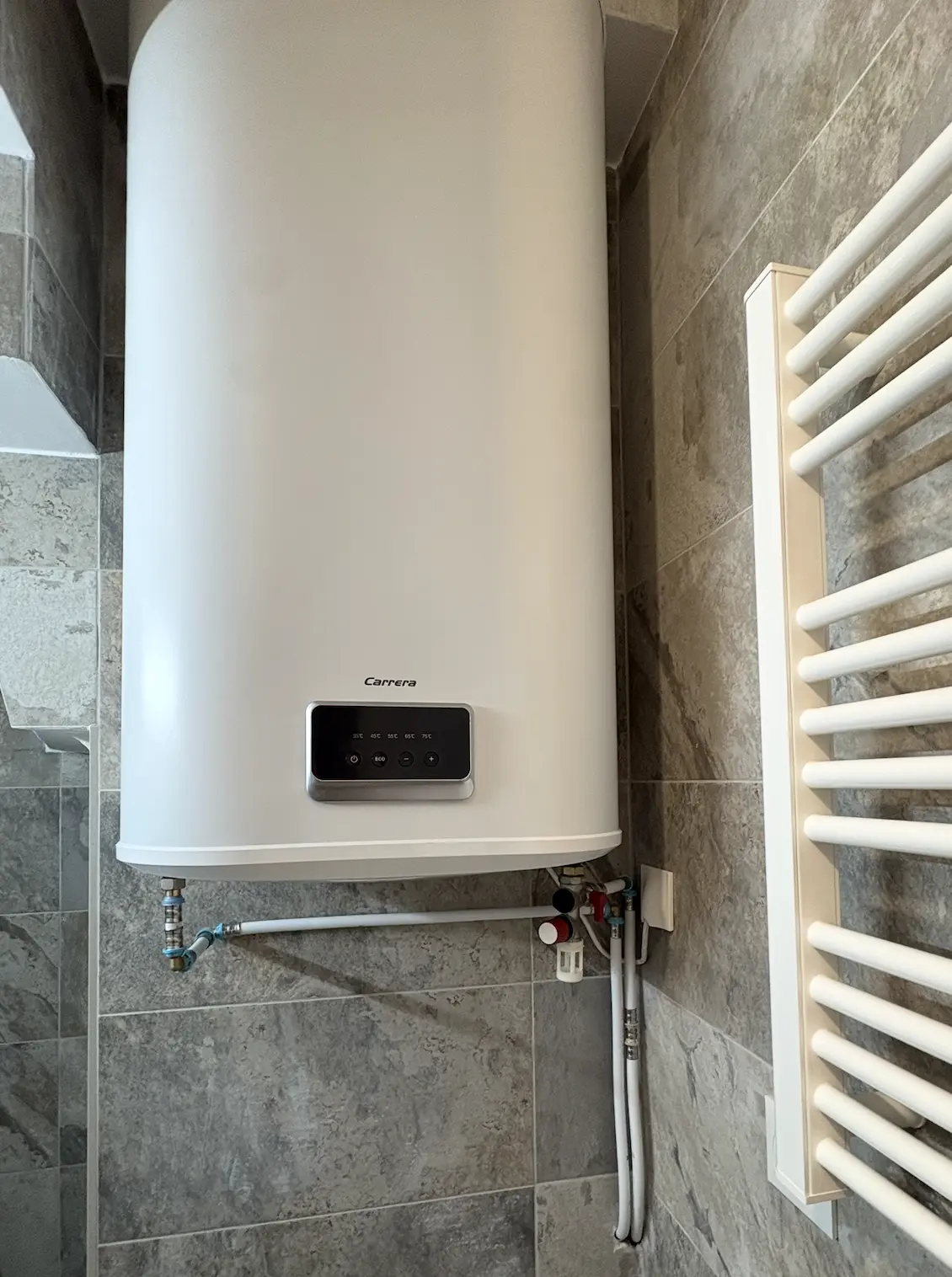 Chauffe-eau neuf installé par BATIELEC